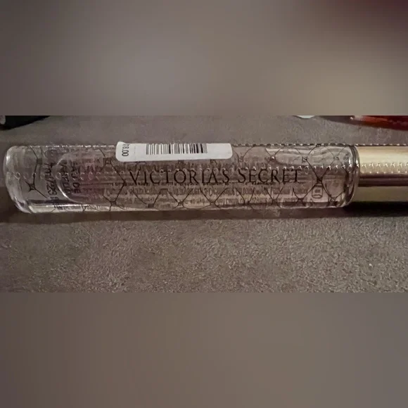 Victoria’s Secret “Tease” Eau De Parfum Mini NWT - Picture 1 of 5